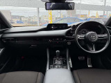 ★とても広く、ゆったりとしています!運転席からの視界も見やすく、運転しやすいですよ★