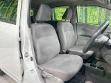 ドライバーによって運転しやすいポジションは異なり、あの車はどうなのか不安なこともありますよね。気になるお車は店頭で乗り込んでご確認いただけます♪