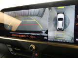 バックガイドモニターで、後方を確認しながら安心して駐車することができます。運転初心者も熟練者も必須の機能ですよ!