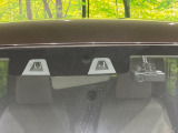 【スズキ セーフティサポート】走行中に前方の車両等を認識し、衝突しそうな時は警報とブレーキで衝突回避と被害軽減をアシスト。より安全にドライブをお楽しみいただけます。