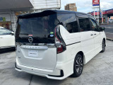 セレナ 2.0 ハイウェイスター V 