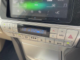 【 オートエアコン 】車内温度を感知して自動で温度調整をしてくれるのでいつでも快適な車内空間を創り上げます。