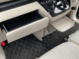納車前の点検整備を日産サービス工場にて実施!点検整備記録簿を付けてご納車致します。
