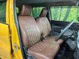 運転席シート廻りは使用感も少なく、良好な状態となっています。丁寧に使われていたことがよくわかりますね。
