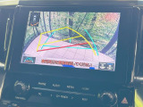【バックカメラ】駐車時に後方がリアルタイム映像で確認できます。大型商業施設や立体駐車場での駐車時や、夜間のバック時に大活躍!運転スキルに関わらず、今や必須となった装備のひとつです!