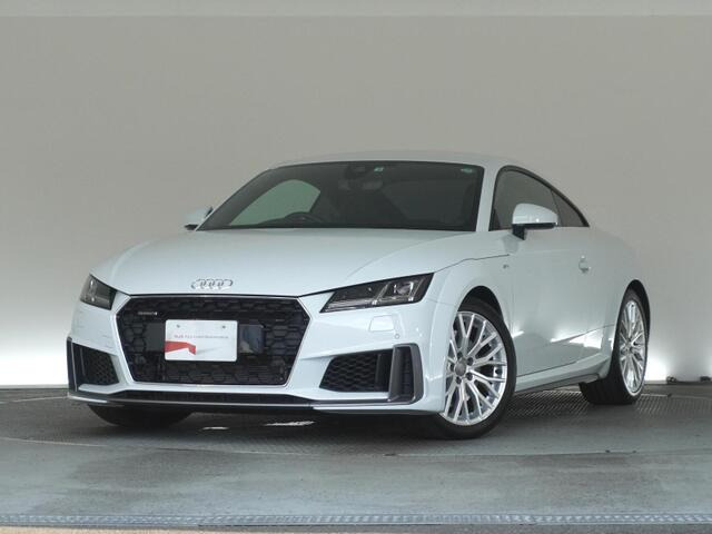 TTクーペ 45 TFSI クワトロ Sラインパッケージ 4WD 
