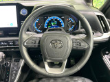 【純正革巻きステアリング】上質な革を使用することで、手にしっかり馴染みとても運転しやすいハンドルです♪