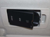 ETCももちろん搭載。いちいち料金所で停車する必要なんて当然ないです。スムーズにストレスなくドライブをお楽しみください。(※支払総額にセットアップ費用は含まれておりません。)