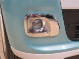 2トーンの14インチフルホイールキャップが格好いい