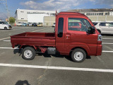静岡ダイハツの中古車は、展示前に徹底した洗車や室内清掃を実施しております。