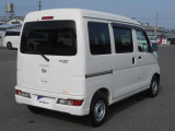 展示されているお車は全台1年間のトヨタロングラン保証が付いて参ります。最長3年間の保証をお付けすることも可能ですので、どのエリアに住むお客様でも安心して保証をお受けすることができます!
