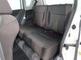 ゆとりある広々とした車内空間は、ドライブを始め買い物やレジャーなど、幅広く活躍します。一人でもみんなとでもお出かけを楽しみましょう!