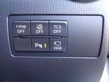【パーキングセンサー】障害物などが車両に近づいた際に、音と画面表示にてお知らせしてくれます。警告音も段階的に鳴ってくれるので、どのくらいの近さなのか感覚的に察知することが出来ます♪