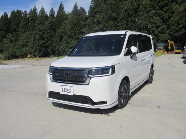 ステップワゴン 1.5 スパーダ プレミアムライン 4WD 