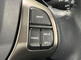 【クルーズコントロール】高速道路もラクラク走行。アクセルを離しても一定速度で走行ができ、長距離運転時の負担を軽減!加速・減速も簡単なスイッチ操作で調整できます。