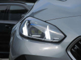 LEDヘッドライトで視界も良好です。見た目も恰好良いです。