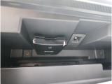 ■ETCも装着されておりますので、ご納車後すぐに遠くへドライブにお出かけ出来ますよ。高速道路ではアイサイトの機能を利用したクルーズコントロールを是非体感して下さい。