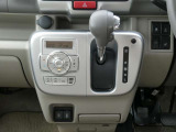 変速ショックのないスムーズな走り、自動無段変速機「CVT」を採用。燃費向上と力強くなめらかな走りです。