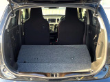普段のお買い物や通勤、送迎等に十分な荷室スペースを確保しております。セカンドシートを倒すと、大きな荷物の積載も可能です♪