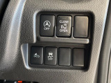 【パワースライドドア】スマートキーや運転席のスイッチでスライドドアの開閉が可能♪電動だから力を入れてドアを開ける必要が無く、小さいお子様でも、重い荷物を持っている時もラクに開け閉めできます♪