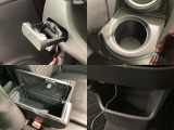 収納スペースや、ドリンクホルダーもついています。長距離ドライブで活躍する必需品ですね♪