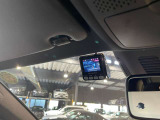 車両は屋内展示しておりますので天候に関係なくごゆっくりコンディションご確認頂けます。車両を倉庫へ保管している場合が御座いますのでご来店前に在庫確認頂けると幸いです。TEL072-784-8800