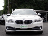 BMW在庫保有台数常時100台以上!ご来店の際はBMW本店(厚木市下荻野140-1)にご来店ください!弊社自慢の全天候型ショールーム!BMW在庫保有台数常時100台以上ございます!