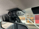 フロント&車室内ドライブレコーダーです