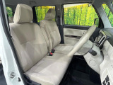 運転席シート廻りは使用感も少なく、良好な状態となっています。前オーナー様が丁寧に使っていたことがよくわかりますね。