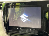 【純正9型ナビ】人気の純正ナビを装備しております。ナビの使いやすさはもちろん、オーディオ機能も充実!キャンプや旅行はもちろん、通勤や買い物など普段のドライブも楽しくなるはず♪