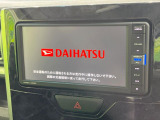 【純正ナビ】人気の純正ナビを装備しております。ナビの使いやすさはもちろん、オーディオ機能も充実!キャンプや旅行はもちろん、通勤や買い物など普段のドライブも楽しくなるはず♪