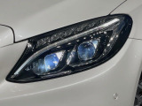 ●LEDヘッドライト:夜間走行時も良好な視界を確保し安心して運転できる高輝度LEDヘッドライトを装備!点灯速度が早く、消費電力も抑えられています。