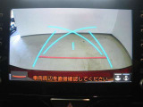 8インチディスプレイオーディオ  バックモニター付き。 車両後方の映像が表示されるので、車庫入れが苦手な人も安心です。ただし、目視確認もお忘れなくお願いいたします。