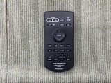 後席からも操作可能にするオーディオ操作用リモコン