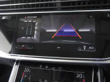 アウディのナビゲーションシステム『MMI(タッチレスポンス)』 ナビ・オーディオ・車両設定等すべての機能を司どっています。