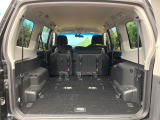 普段のお買い物や通勤、送迎等に十分な荷室スペースを確保しております。セカンドシートを倒すと、大きな荷物の積載も可能です♪