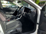 運転席側からの目線です。