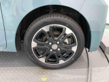 納車前にはプロのメカニックが点検、整備を行いますので安心してお乗り頂けます!!
