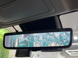 【デジタルインナーミラー】後席の大きな荷物や同乗者で後方が確認しづらい時でも安心!カメラが撮影した車両後方の映像をルームミラー内に表示。クリアな視界で状況の確認が可能です!