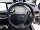 ぜひ展示車の運転席に座ってみてください。