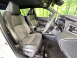 運転席シート廻りは使用感も少なく、良好な状態となっています。丁寧に使われていたことがよくわかりますね。