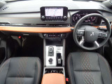 アウトランダー PHEV 2.4 P 4WD 