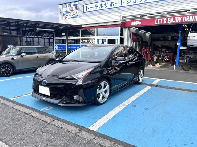 プリウス 1.8 E 