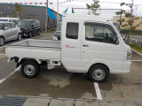 奥行きのある荷台です