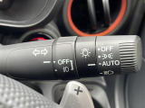 【オートライト(AUTO)】外の明るさをシステムが感知して、自動でヘッドライトが点灯します!ヘッドライトをつけ忘れを防ぐ便利機能です。
