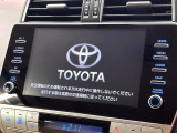 【大画面ナビ】人気の大型9インチナビを装備。存在感のある大画面はインパクト大!ナビ利用時のマップ表示は見やすく、テレビやDVDは臨場感がアップ!いつものドライブがグッと楽しくなります♪