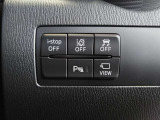 【安全装備も充実】車線逸脱警報システム。バック時の障害物を検知し知らせるパーキングセンサー付きです。