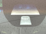 【シティブレーキアクティブシステム】低速走行中に前方の車両等を認識し、衝突しそうな時は警報とブレーキで衝突回避と被害軽減をアシスト。より安全にドライブをお楽しみいただけます。