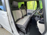 運転席シート廻りは使用感も少なく、良好な状態となっています。丁寧に使われていたことがよくわかりますね。