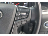 【レーダークルーズコントロール】アクセルペダルを踏まなくても、車間制御モードでは、先行車の車速変化に合わせた追従走行を行い、自動的に加速・減速・停止をします。